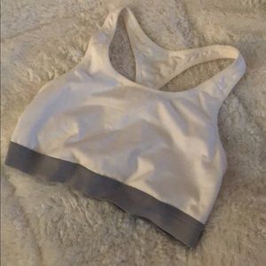 Old Navy Actives White Sports Bra 💪🏻